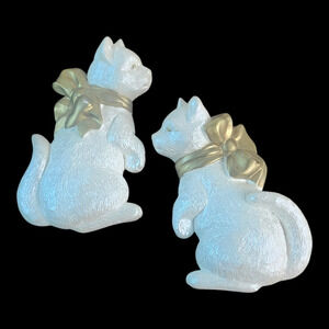 VTG 1993 Miller Studio Chalk Ware Cat Wall Plaque Set~2 White Cats with Gold Bow